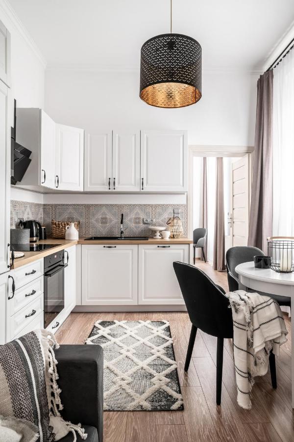 Apartament Biala Perla Чарни-Дунаєц Екстер'єр фото